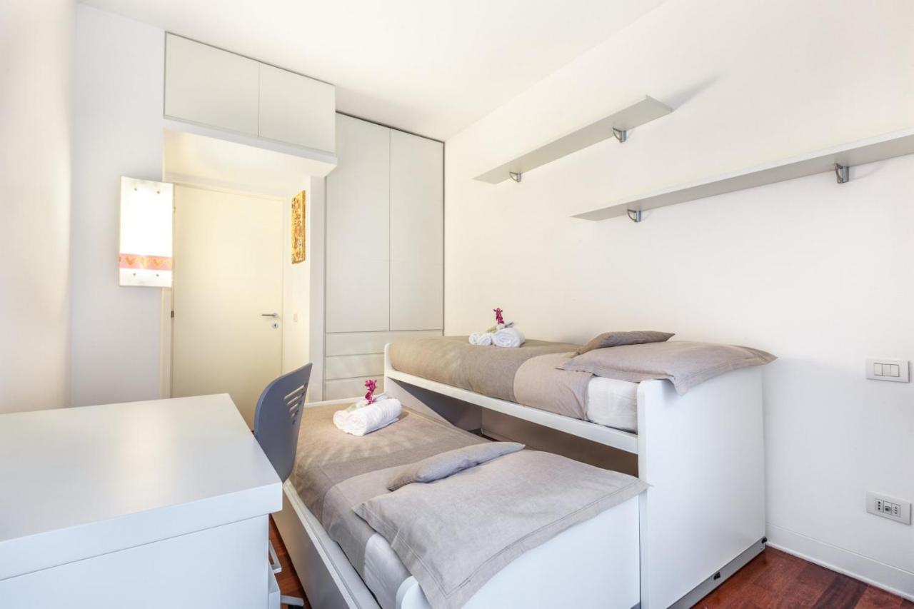 Bright And Cozy Apartment In Isola District - Marco Polo Milan Bagian luar foto